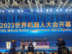人形機器人成新風口！探館世界機器人大會：＂機器人+制造業＂國產替代加速